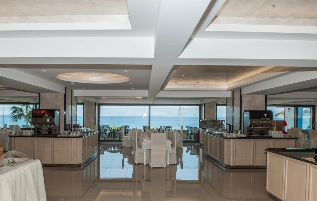 Rhodos Beach Hotel Exterior photo